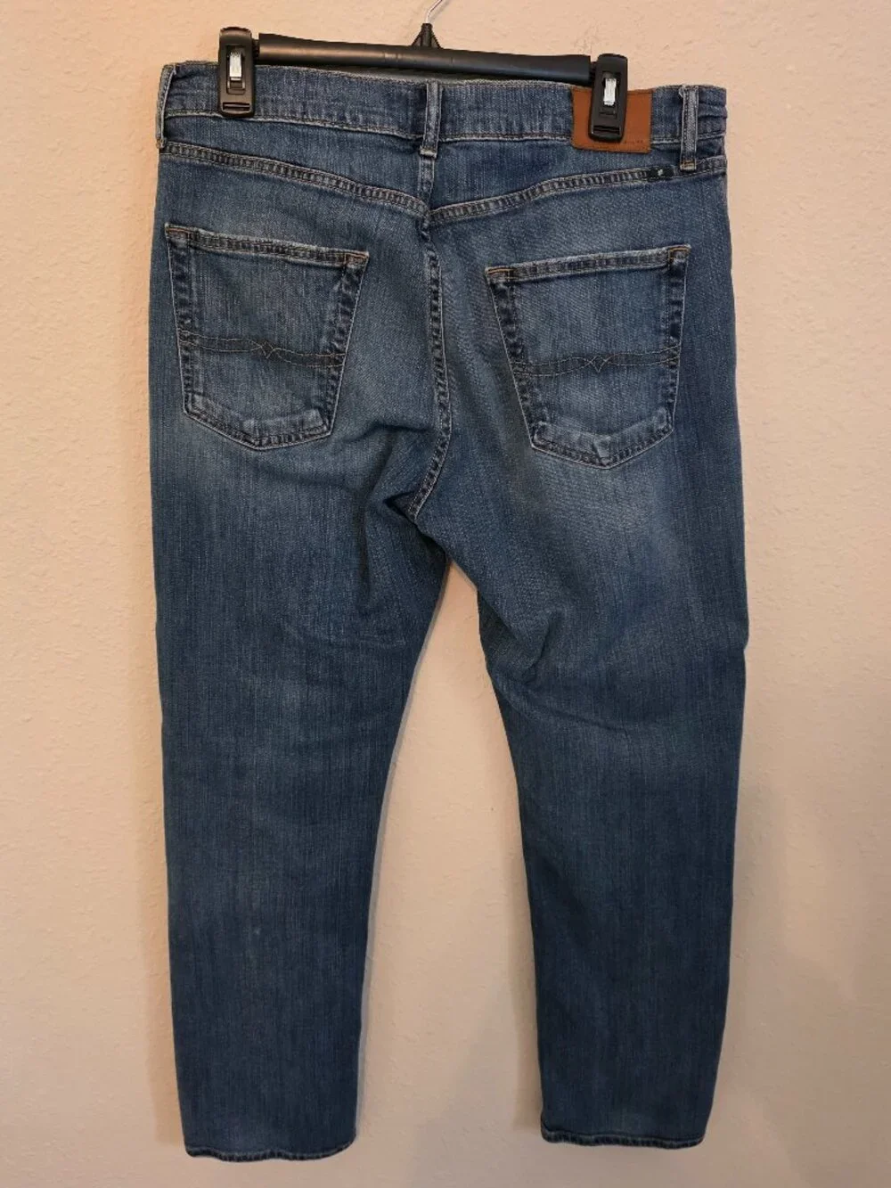 Lucky Brand Men's 410 Athletic Fit Denim Jeans, Size 33